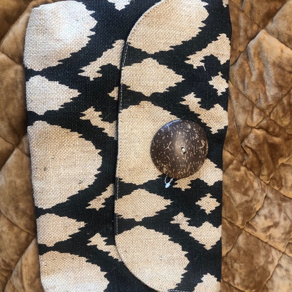 Small clutch purse - Picture 2 of 3